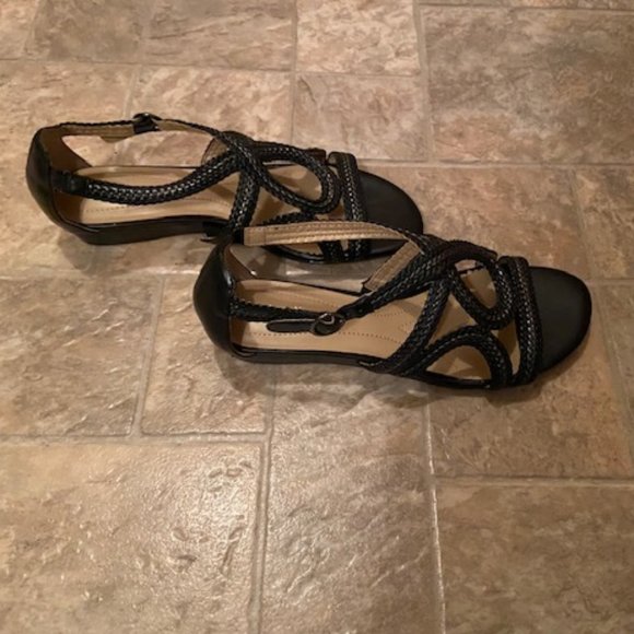 Naturalizer N5 Comfort Black Sandals Ladies Size 8.5 W  New - Picture 2 of 9